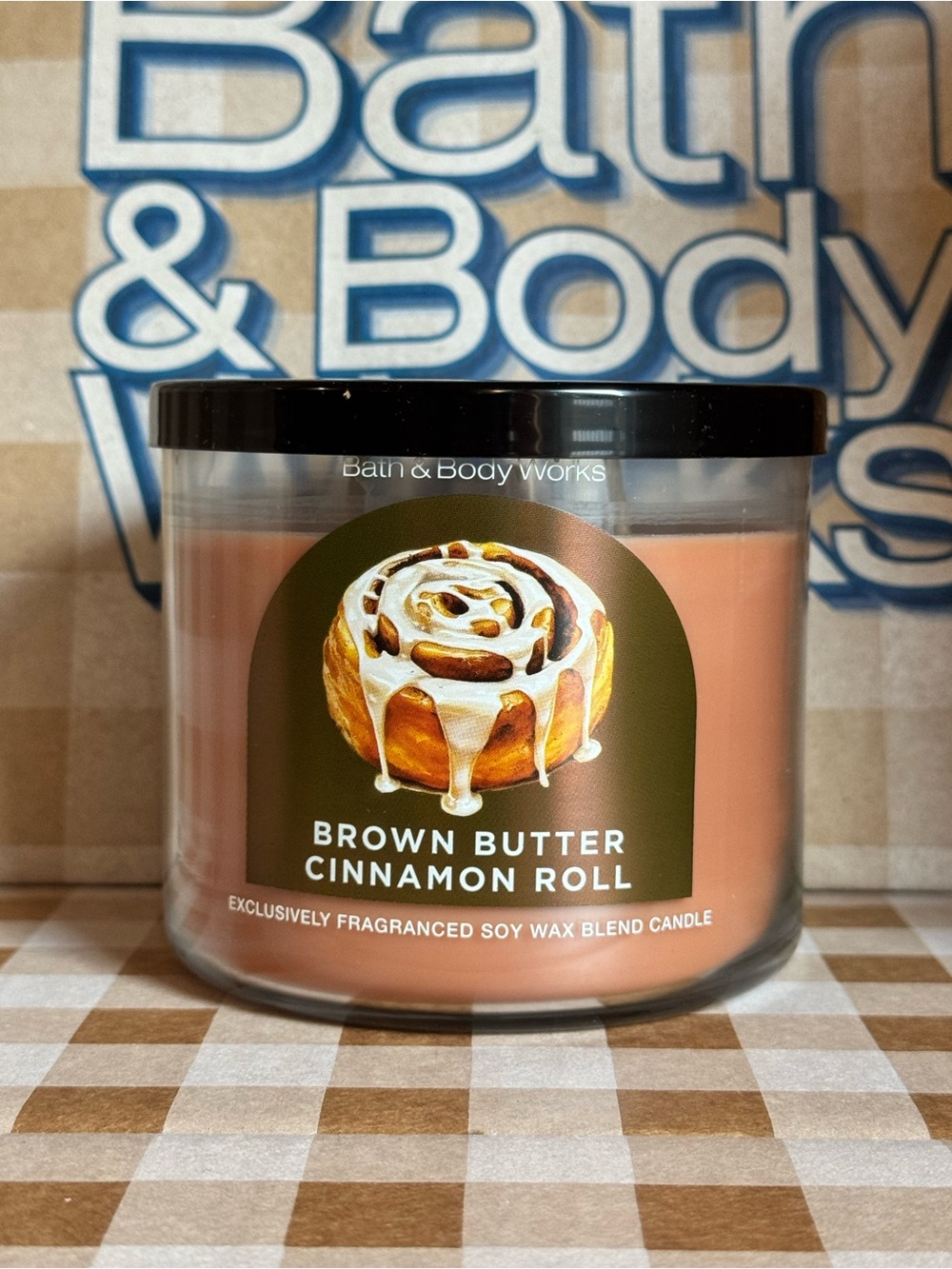 NEW B&BW Brown Butter Cinnamon Roll 3 wick candle - Picture 2 of 3